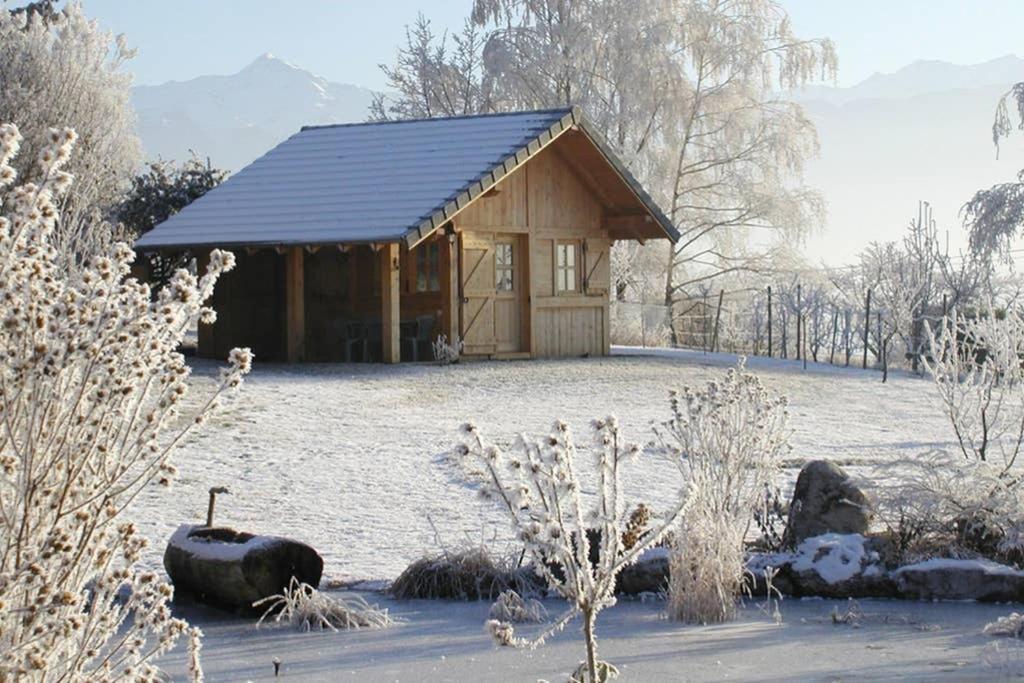 Au petit chalet avec son SPA - Escapade en amoureux ! Cruet Extérieur photo